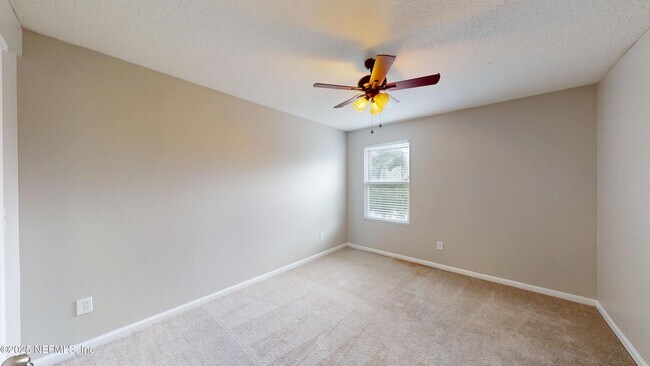 Building Photo - 105 N Aberdeenshire Dr