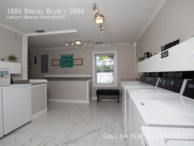 Building Photo - 1886 S Breiel Blvd