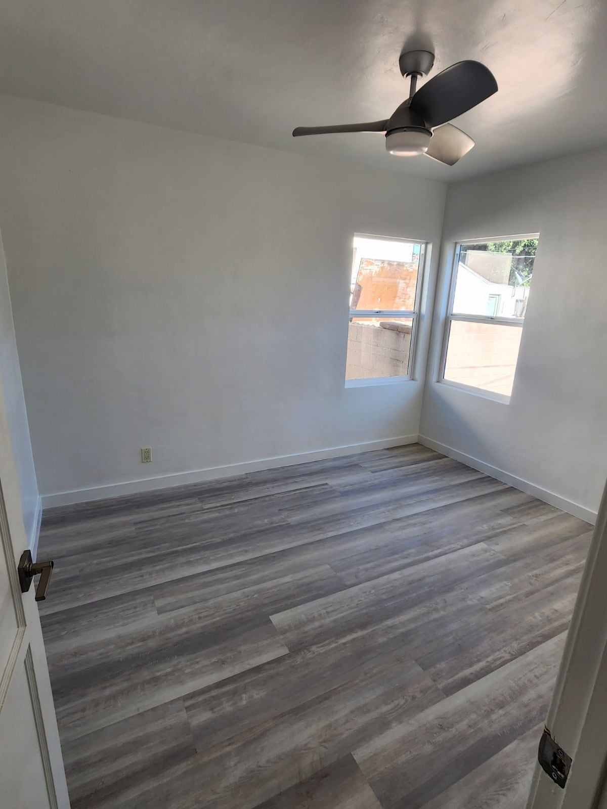 Building Photo - 9642 Bryson Ave