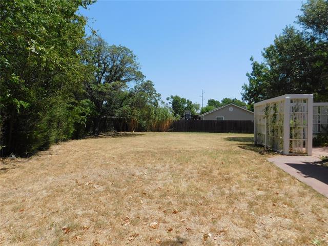 Building Photo - 404 Woodson Cir