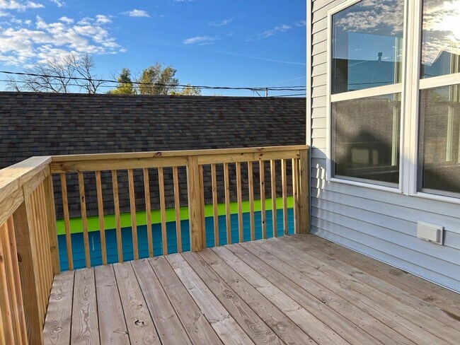 Building Photo - 940 M St SW