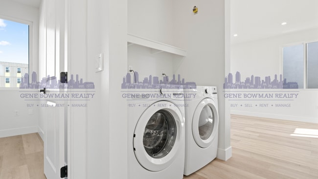 Building Photo - 6742 Waterman Ct