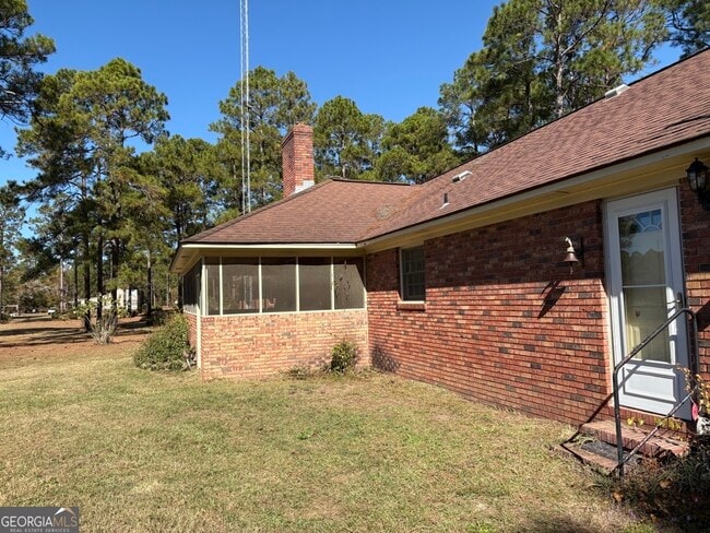 Building Photo - 831 US-25