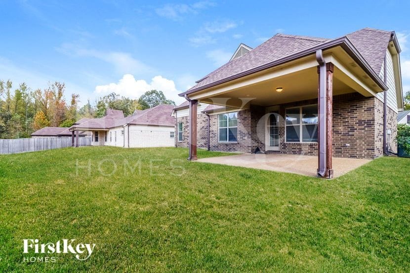 Building Photo - 2453 Crimson Ridge Ln