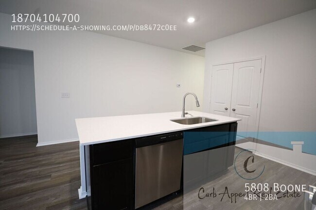 Building Photo - 5808 Boone-
