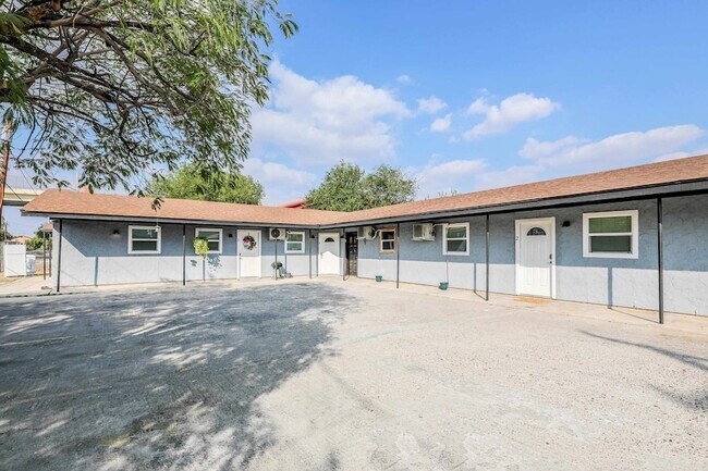 Primary Photo - 1920 Madison St