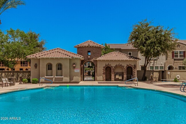 Building Photo - 2780 S Alpine Dr