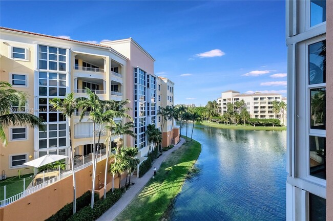 Building Photo - 731 Crandon Blvd