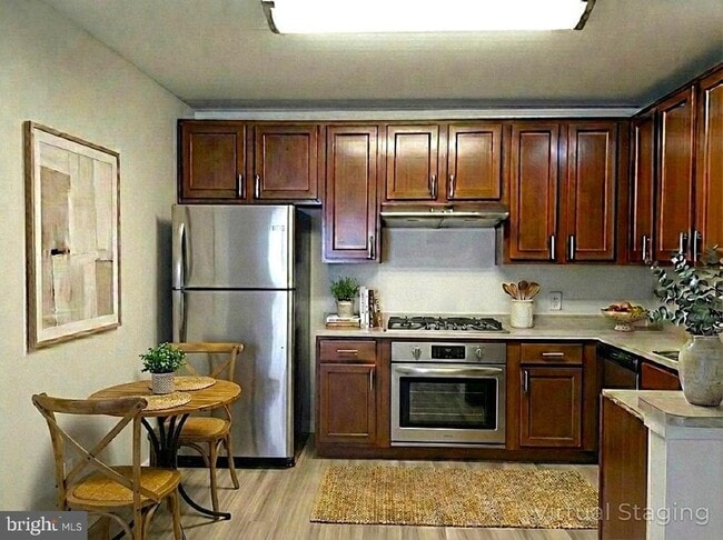 Building Photo - 66 Sequoia Dr