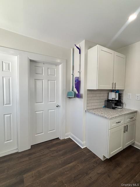 Building Photo - 44 Henry St