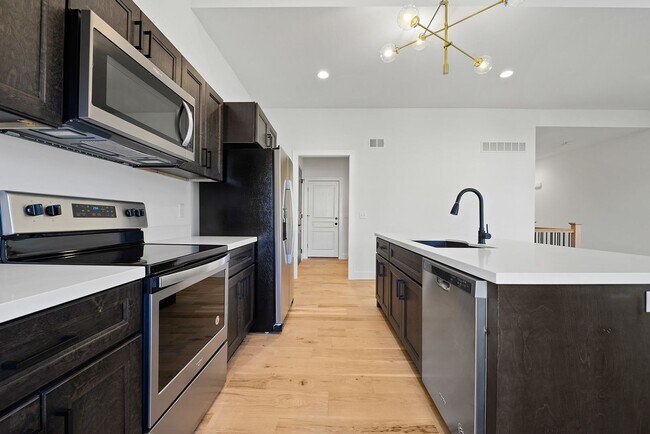 Building Photo - Lot 174