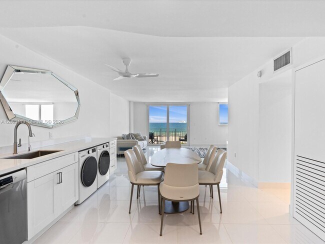 Building Photo - 345 Ocean Dr