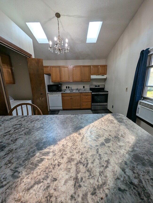 Kitchen - 135 Midland Ave