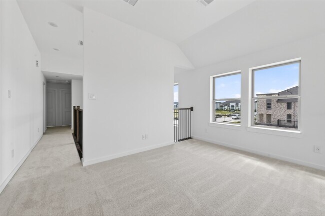 Building Photo - 16739 Lake Austin St