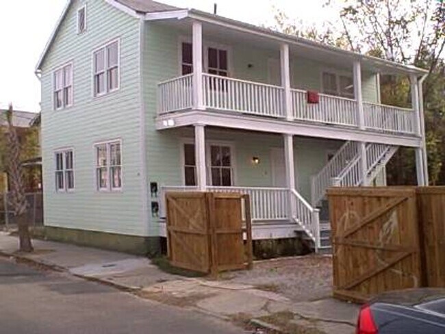 Building Photo - 63 Reid St