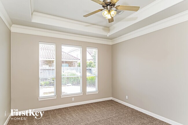 Building Photo - 5 Peach Tree Ct