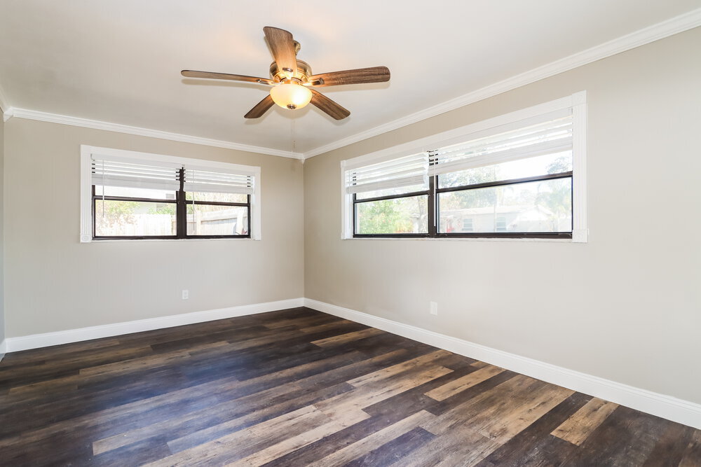 Building Photo - 1940 Ripon Dr