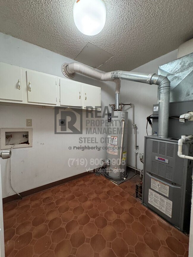 Building Photo - 118 Scotland Rd