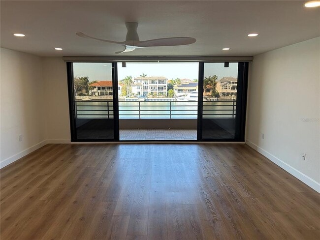 Building Photo - 6260 Kipps Colony Ct S