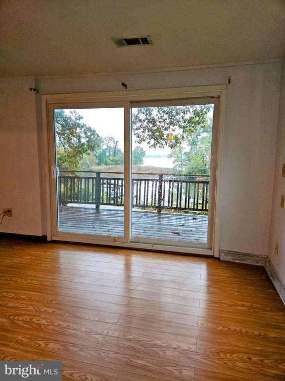 Building Photo - 355 Sturtons Ln
