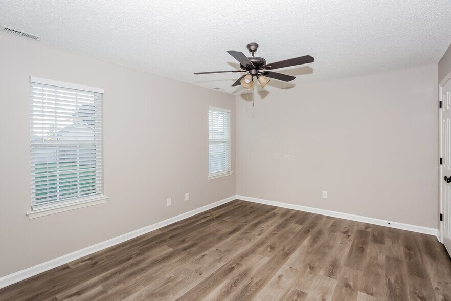 Building Photo - 4271 Barley St SW