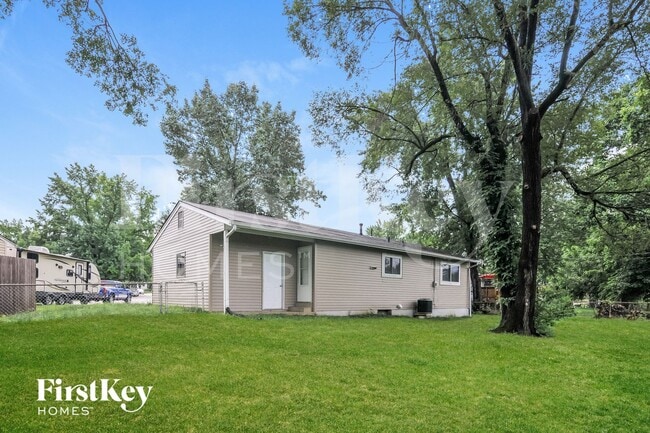 Building Photo - 2701 Essex St
