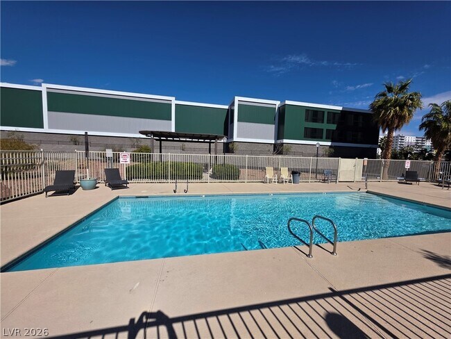 Building Photo - 3930 University Center Dr