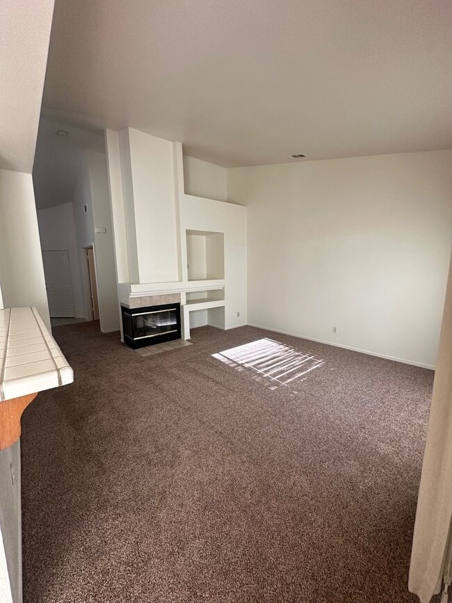 Building Photo - Great 1 Story Home with Lodi Schools, 2 Weeks Free Rent