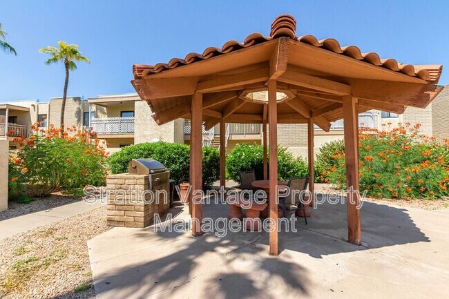 Building Photo - 16635 N Cave Creek Rd