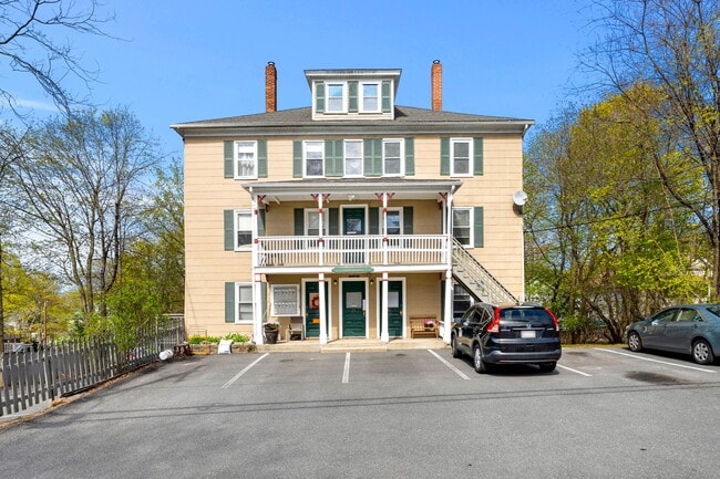 Building Photo - 22-26 Waltham St Maynard