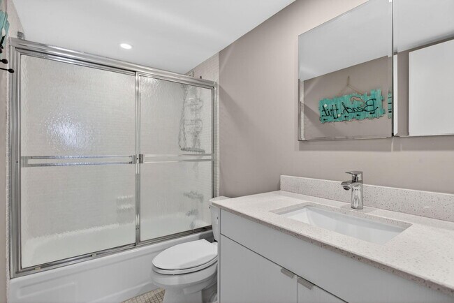 Building Photo - 111 Briny Ave