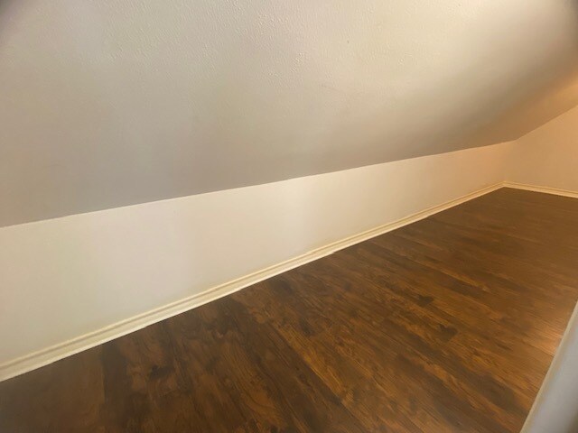 Building Photo - 601 Brown Dr