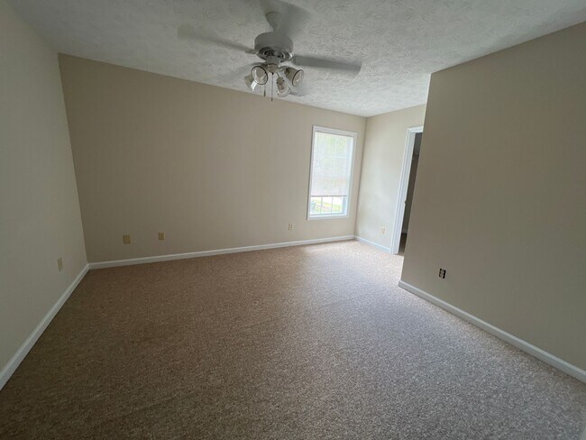 Building Photo - Taleeda 453-457