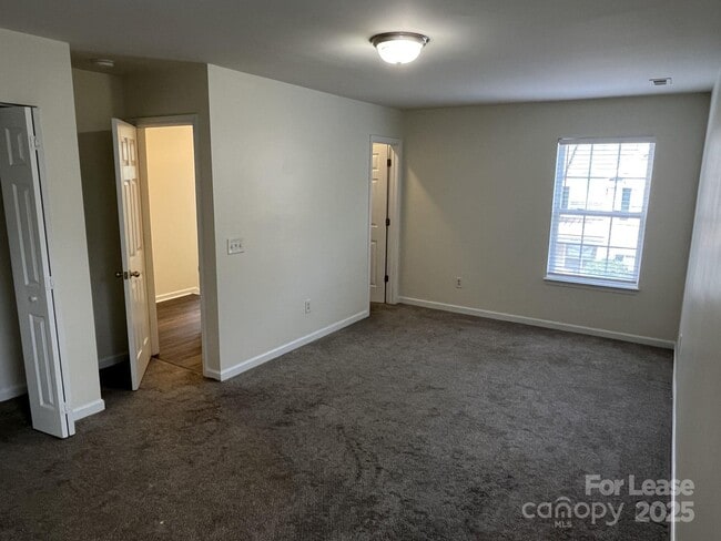 Building Photo - 8603 Wandering Creek Way