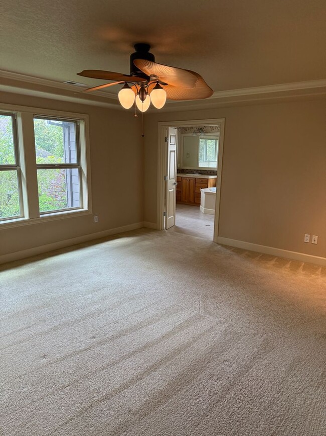 Building Photo - Large Rock Creek Single Family Home