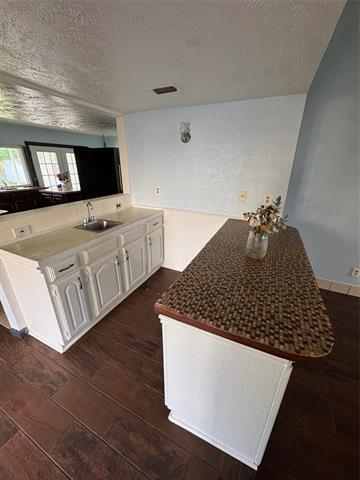 Building Photo - 4300 Campion Ln