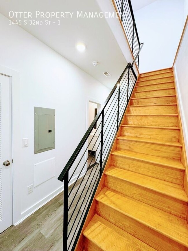 Building Photo - 1445 S 32nd St