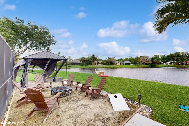 Building Photo - 13947 Geranium Pl