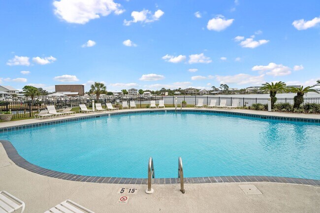 Building Photo - 4610 White Ave