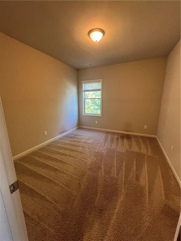 Building Photo - 7881 Silk Tree Pointe