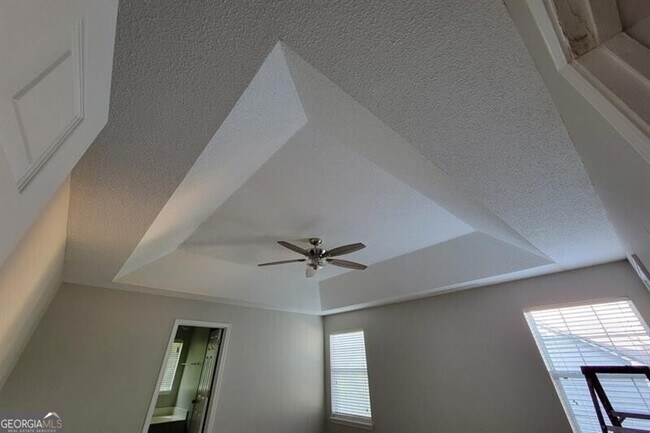 Building Photo - 3110 Crest Ridge Cir SW