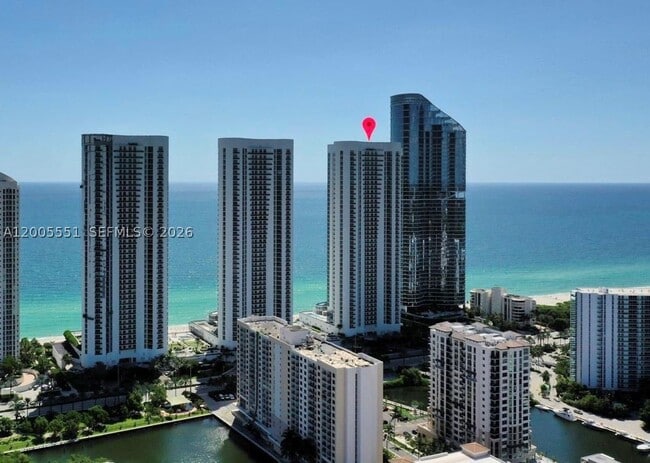 Building Photo - 15811 Collins 4002