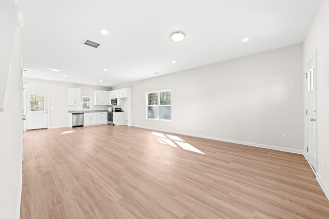 Building Photo - 1132 N 14th St