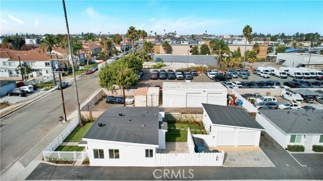 Building Photo - 2034 Charle St