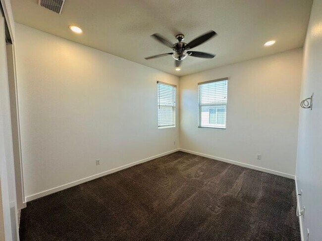 Building Photo - Modern Otay Ranch Home with Spacious Floor Plan & Community Amenities