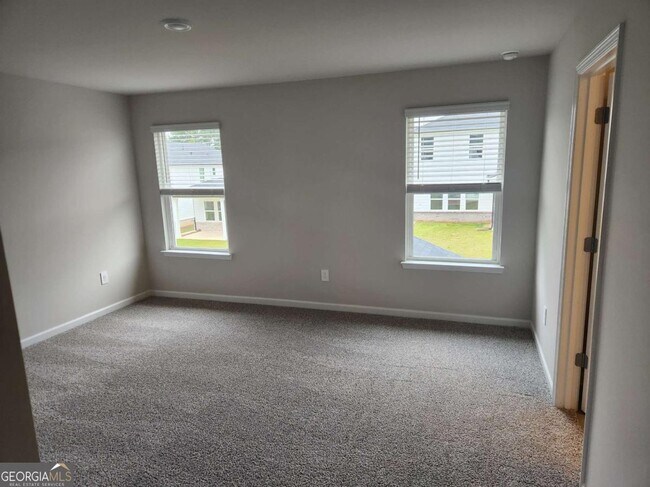 Building Photo - 2576 Double Oak Trl