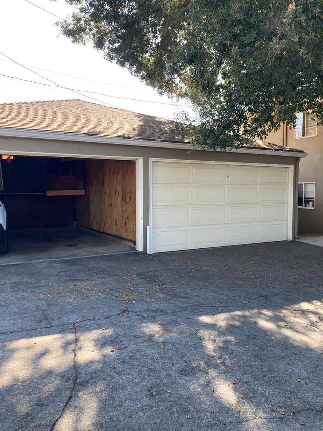 Building Photo - 601 W Foothill Blvd