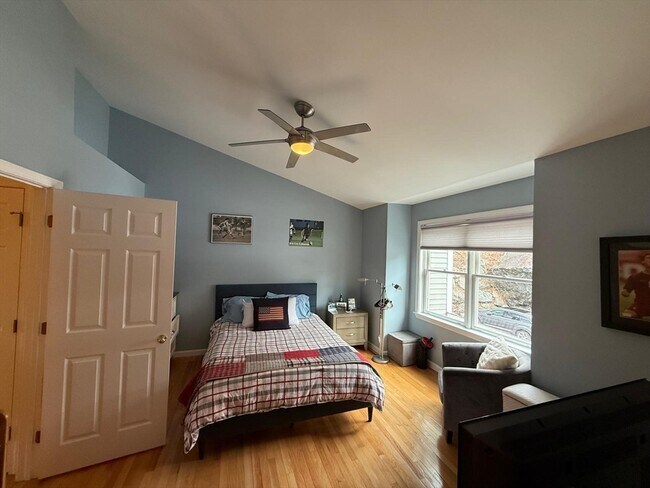 Building Photo - 184 Bishops Forest Dr