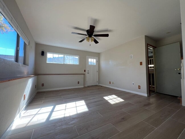 Building Photo - 3833 Brookdale Blvd