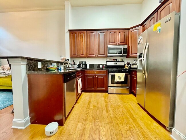 Building Photo - 126 Dudley St